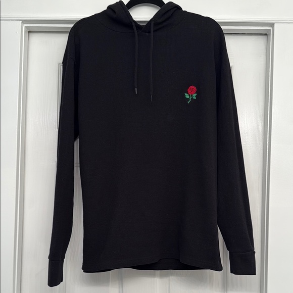 Eighty Eight Other - Rose Embroidery Black Hoodie
